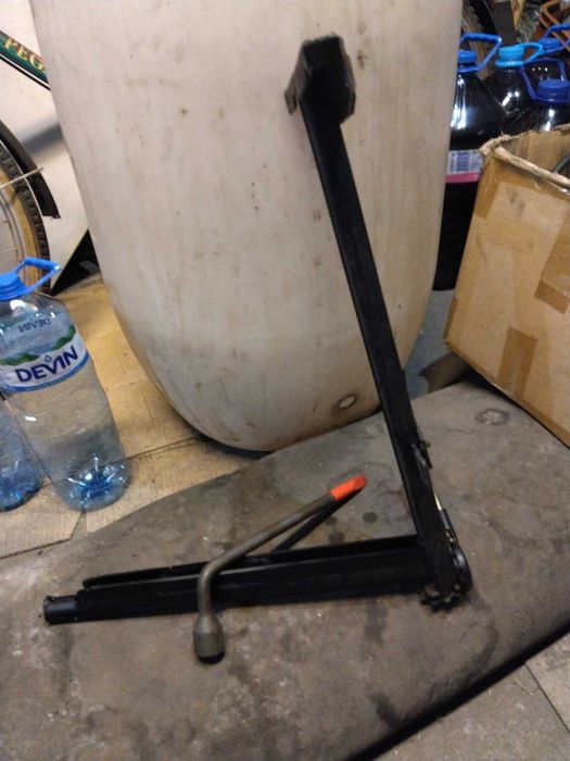 Крик за автомобил