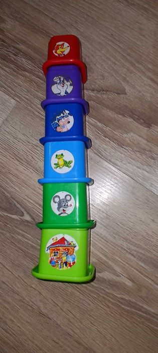 много развивающих игрушек до 2 лет