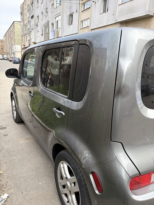 Nissan Cube 2011