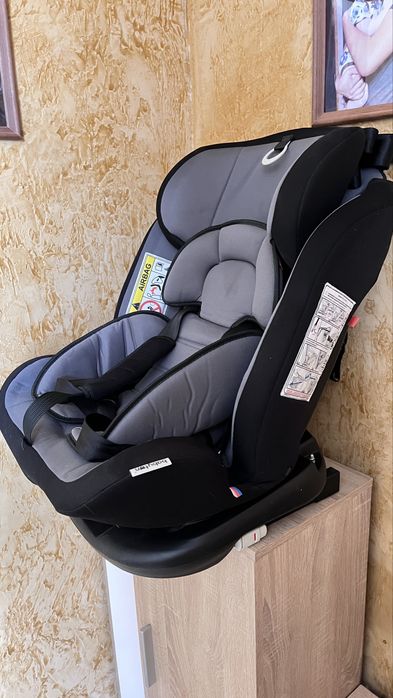 Продается детское автокресло.