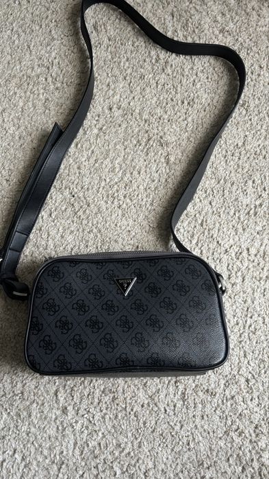 Мъжка чанта guess