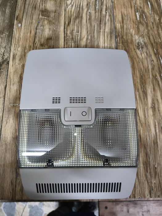 Vand plafoniera audi a3 a4