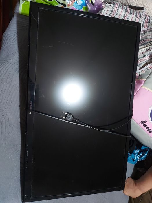 Продам телевизор