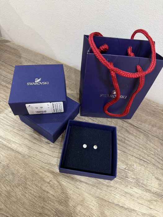 Обици swarovski колие