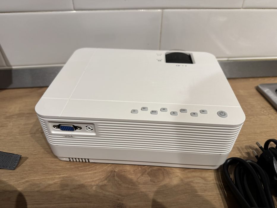 Videoproiector Vankyo Leisure 470