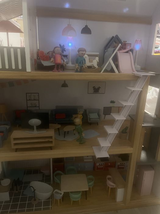 Casa de papusi din lemn + mobilier + lumini + multe accesorii | Lidl Playtive