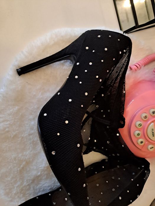 Дамски обувки внос Англия