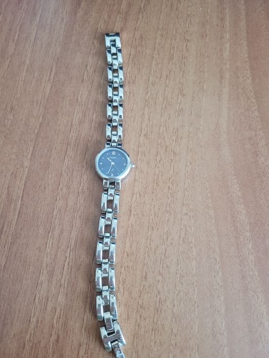 Дамски часовник  ...