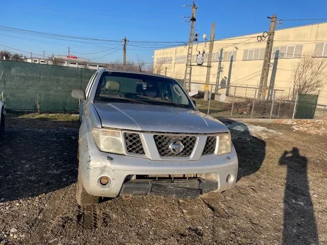 Dezmembrez Nissan Navara 2.5 DCI D40
