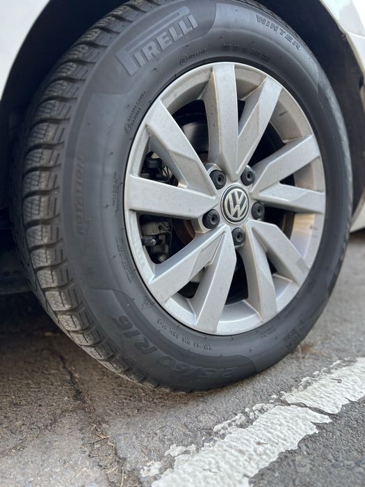 Оригинални джанти с гуми 16 за VW