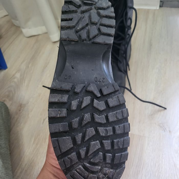 Продам берцы. Натуралка полностью