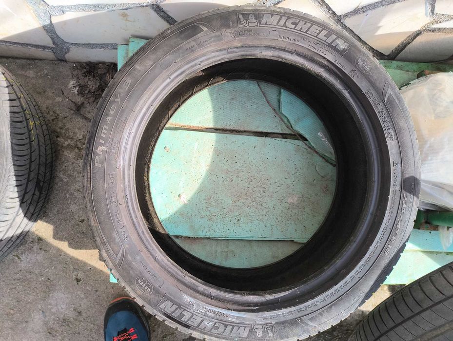 ЗИМНИ И ЛЕТНИ ГУМИ 235/45r18- 8 бр само за 150€