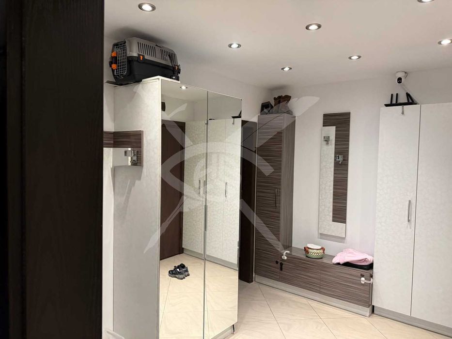 Дава се под наем Тристаен апартамент в София, Полигона - 117 кв.м за 1000 € - Снимка #9