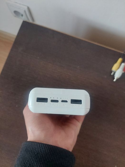 Карманный зарядка