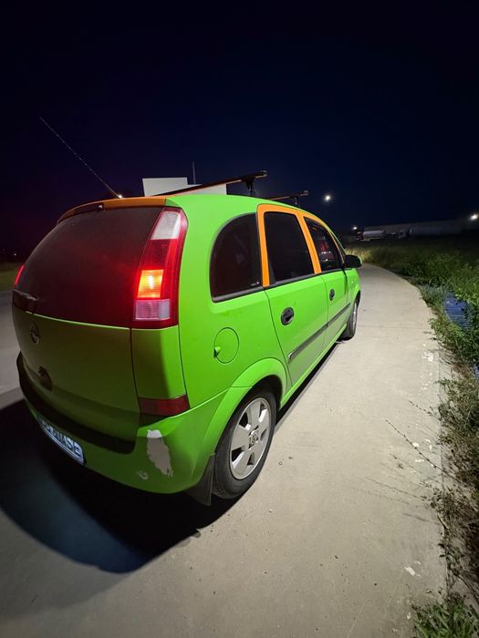 Vând Opel Meriva