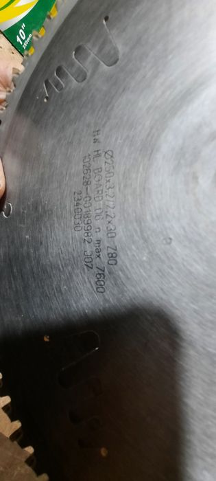 Продам дисковую пилу.