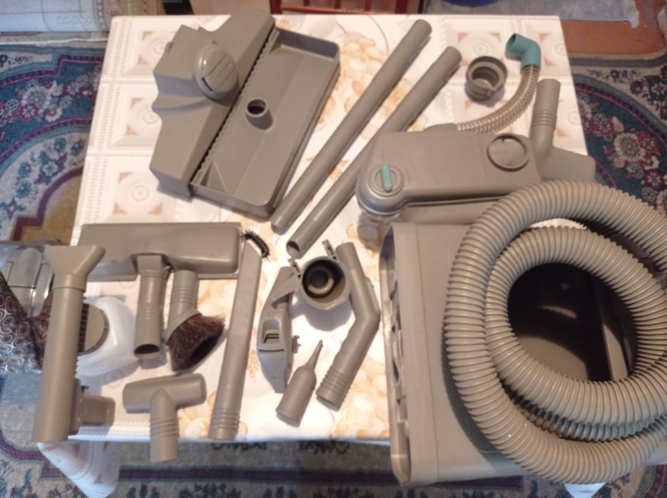 Пылесос и пылесос