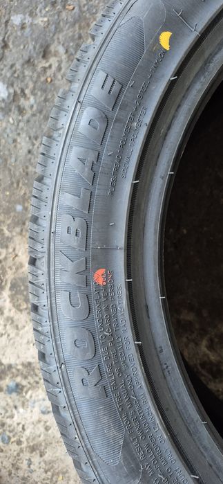 4 anvelope iarna noi Rockblade 235/45/17,dot 2025.Pretul este pe buc.