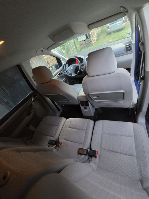 VOLKSWAGEN Touran 2009 — imagine 4