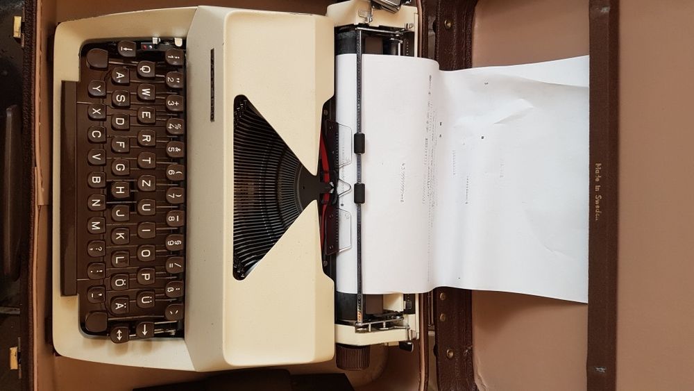 Masina de scris vintige Facit 1620 Suedia și mașini de cusut electrice