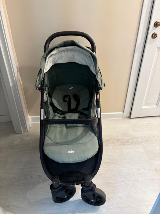 Продаю детскую коляску