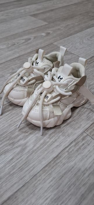 Кросовки на девочку