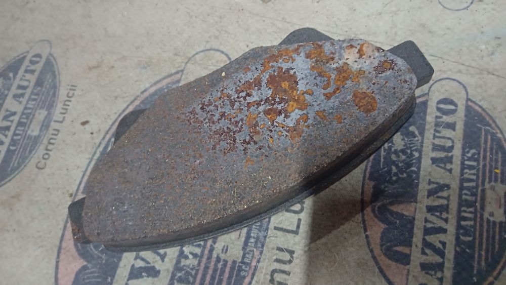 placute fata  renault kangoo