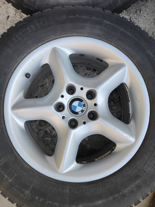 235х65 R17 зимние шины с дисками BMW