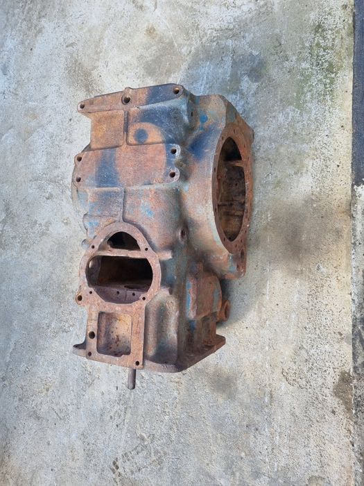 Carcasă diferential tractor u 445