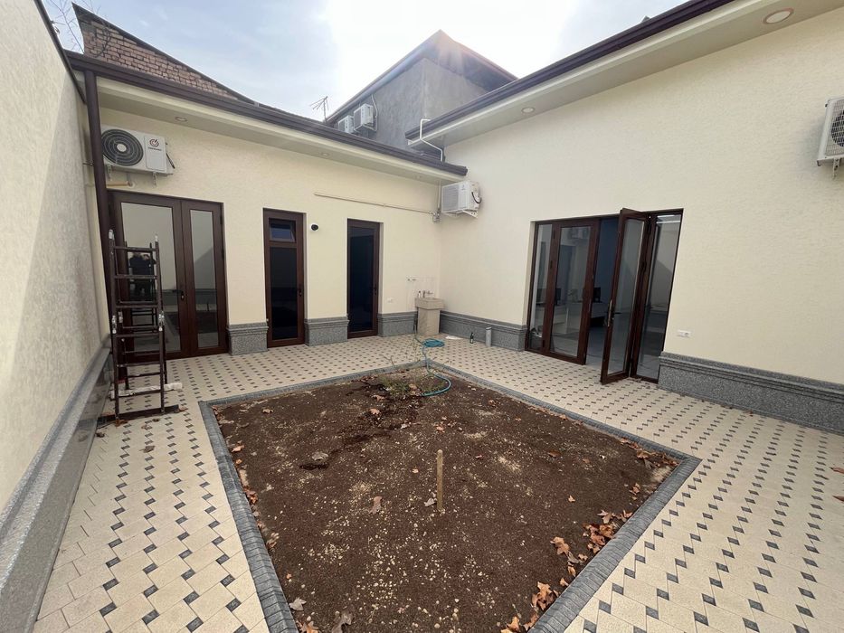 Сдается в аренду нежилое помещение 138 м2