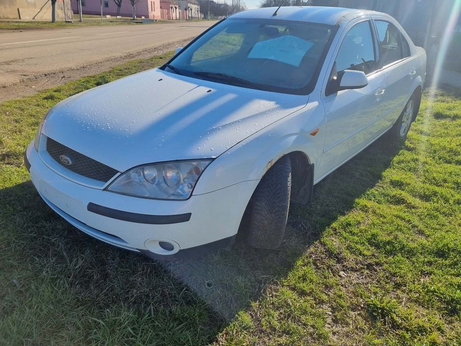 Vând Ford Mondeo