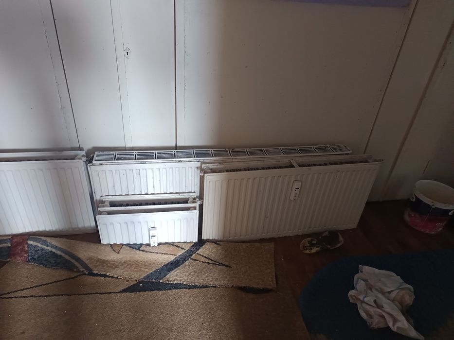 4 calorifere  care au fost folosite dar sunt bune pot fi folosite