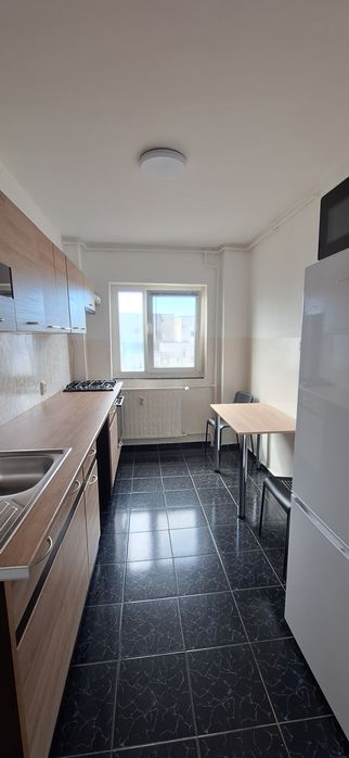 Inchiriez apartament 2 camere