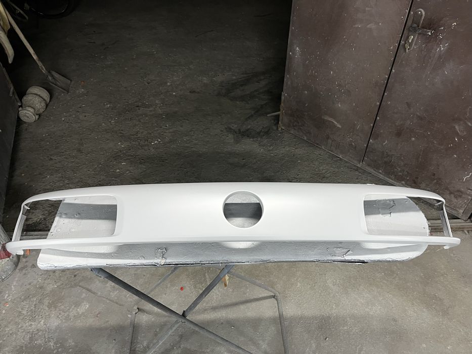 Решетка очки на Пассат б3 оригинал !