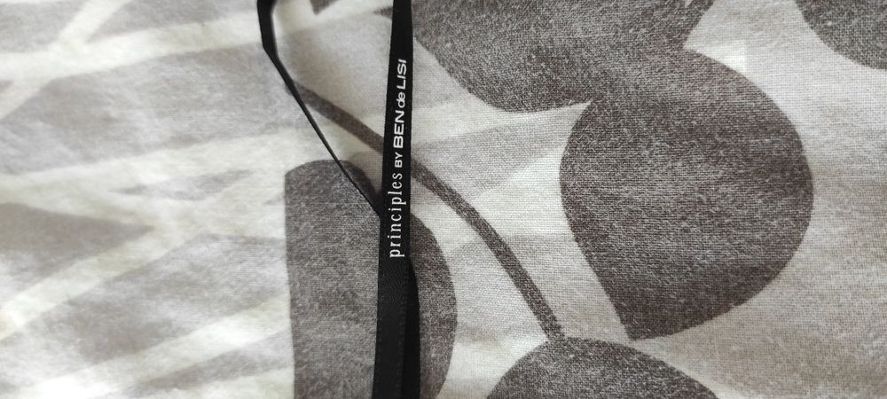 Дамски дрехи(рокличка и потник)