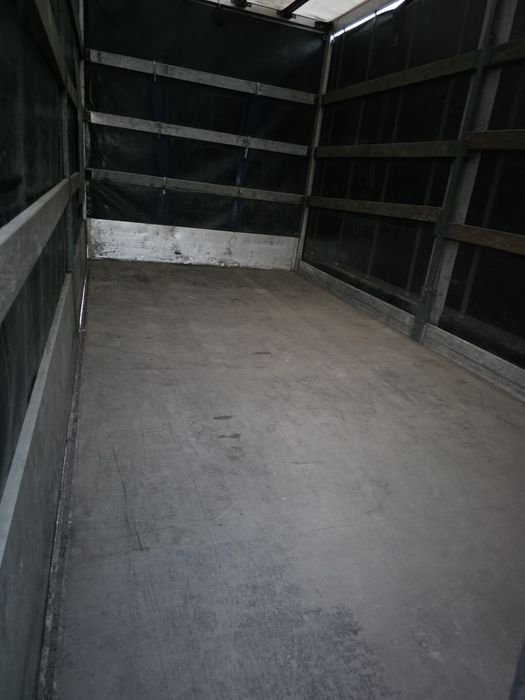 Vând structura /bena cu prelata de iveco