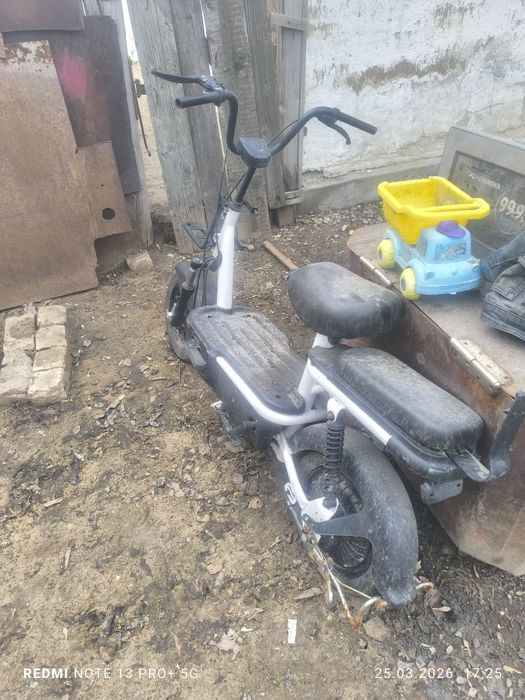 Срочно продам электро скутер