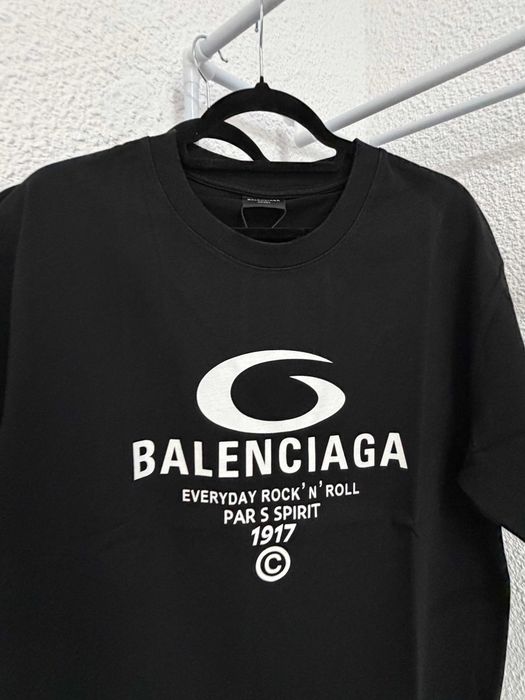Tricou Balenciaga negru XL nou cu eticheta