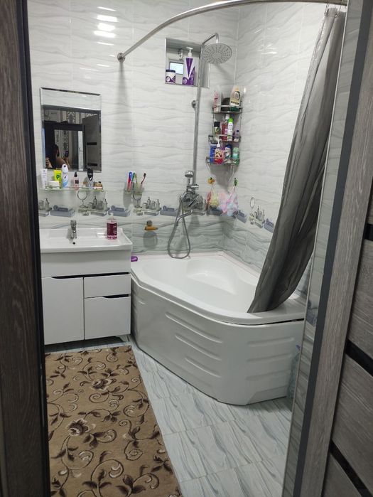 Xovli sotiladi. Koʻksaroy tutzorda