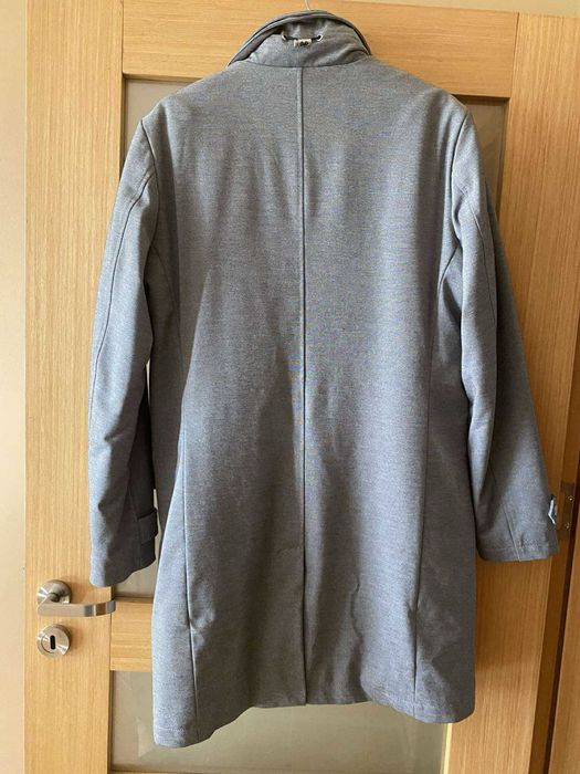 Мъжко палто Zara