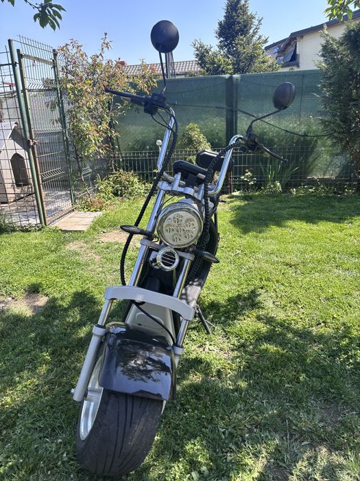 Scuter  electric