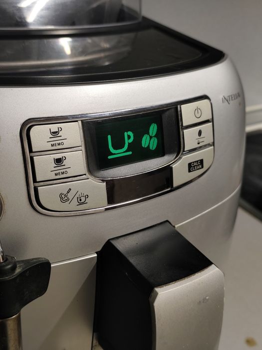 Кафемашина Saeco Intelia