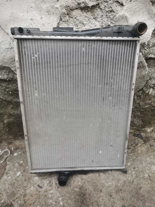 Радиатор за БМВ/BMV E46