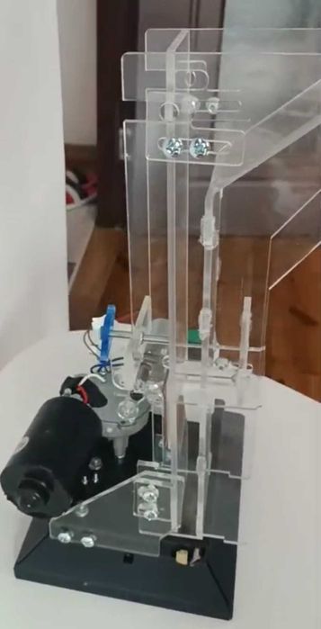 vand masina de facut tigari electrica