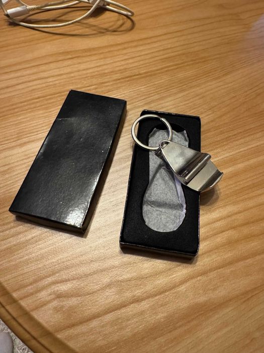 Desfacator bere - Breloc