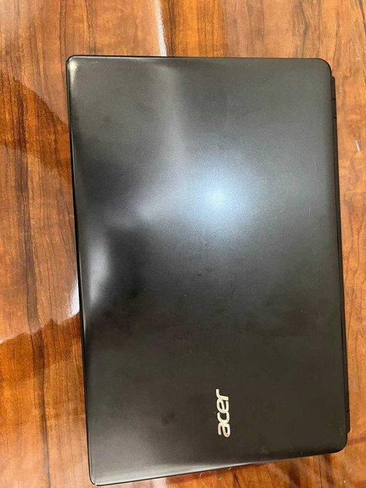 Acer noutbuki sotiladi 900 000 so'm