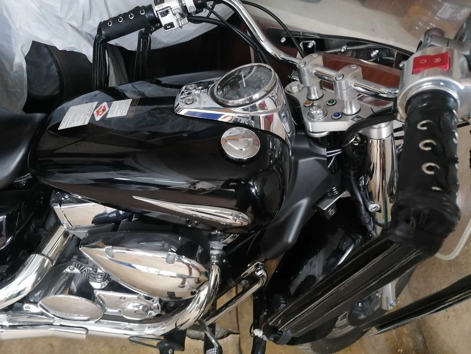 Хонда Шадоу / Honda Shadow VT750 RC50 (Инжекцион / Кардан) 10.2011 – 17 200 км + оборудване