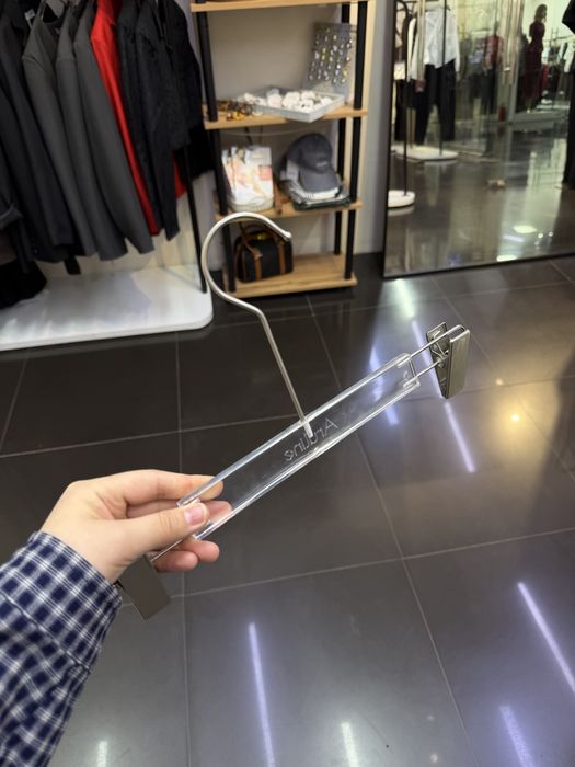 Продаю рейл для бутика