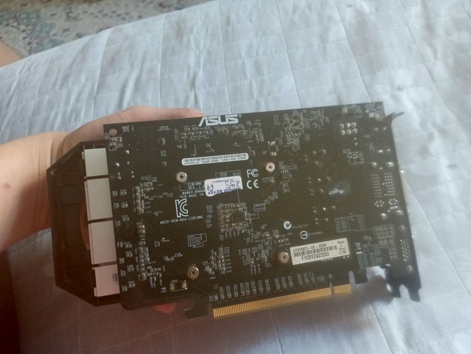 Продается GTX 750 ti