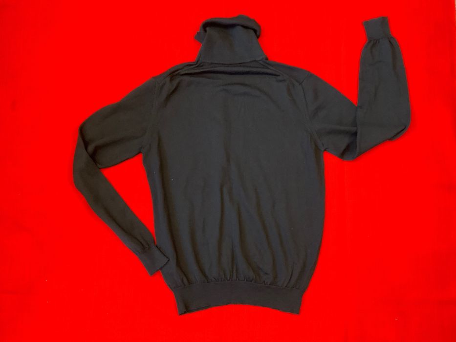 Burberry - оригинлен пуловер 40м